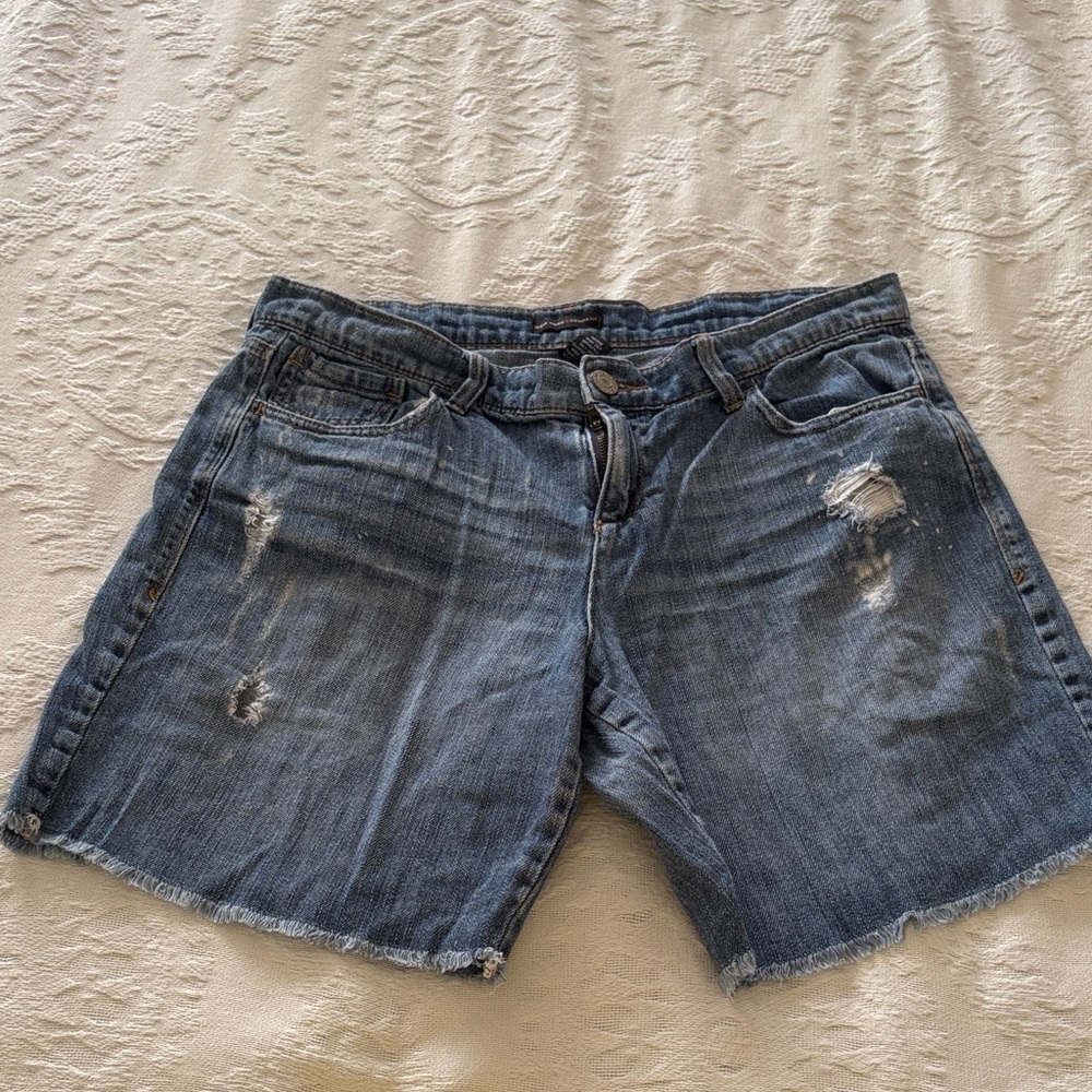 Gently Loved Distressed Denim Women Shorts by New York & Co